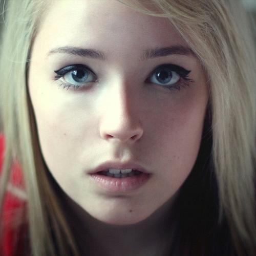 Rebecca_Kim14's profile picture. Freelance troublemaker. Music geek. Bacon enthusiast. Hipster-friendly food ninja. Entrepreneur.