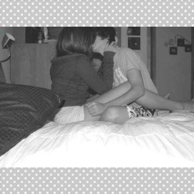 sigueme-Te Sigo *-* Tengo el mejor novio del mundo♡Dios*-*Amo mi familia^-^04/12/14fecha especial que nunca olvidare:3enamoradisima de el♡.♡