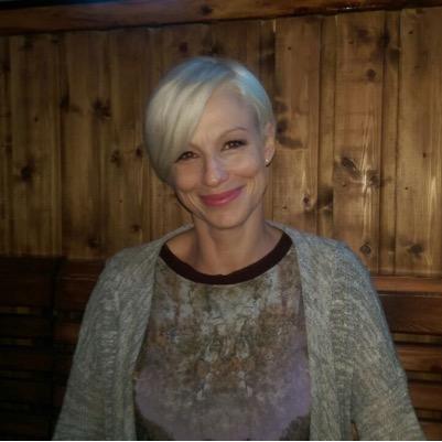 therapyamethyst's profile picture. 