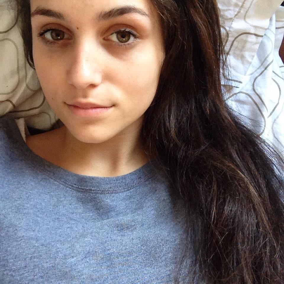 Fun, cute, sexy, naughty people hit me up! I won't bite ;) DM me for kik or skype or whatever and don't forget to follow me