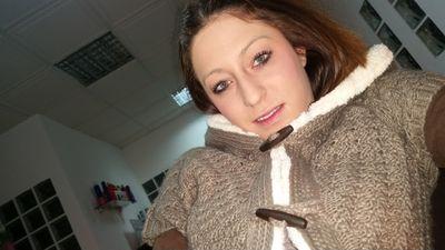 CristinaNTC17's profile picture. Uno aprende a ser feliz cuando se da cuenta que estar triste no sirve de nada.