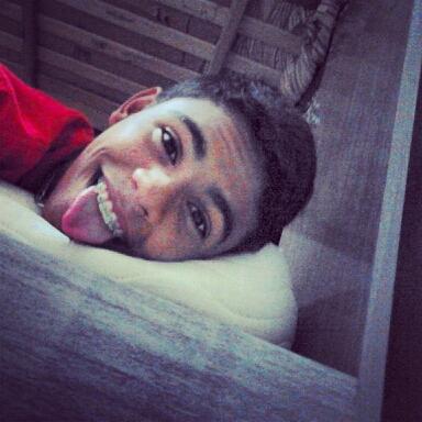 Whats 996897221. chama la rs ;-)