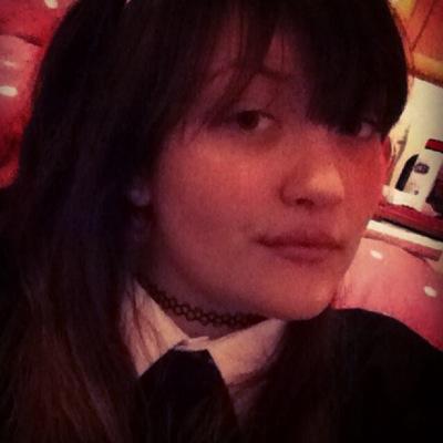 amy_skellington's profile picture. my life is dedicated to bands. period.