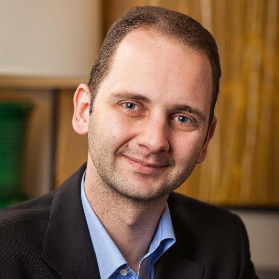 Manager, SMB at PayPal, Founder of @Creteleon - I express my personal opinions here and not my employer's ones