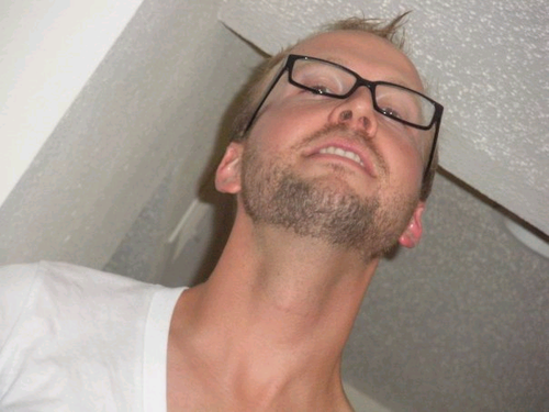I like Glassjaw and Prince I listen to hip hop and hardcore. I like skinny jeans and Nikes. Street Fighter 2 is the greatest game ever.