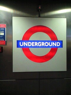 mihiroF's profile picture. 本好きマンガ好きミュとチョコとパンとお酒も大好き。