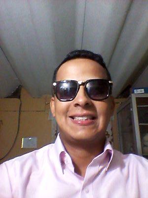 Buen amigo buen compañero excelente personaje, con defectos y virtudes asi k ya sabes sigueme=D