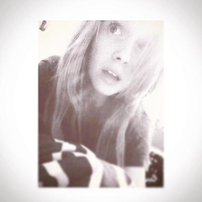 Follow me on insta// @jazlynn.renae._ I'll follow back! I love cows!
