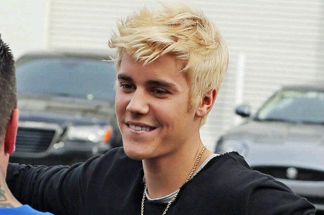 I'm a Huge Belieber Love Justin Bieber So so Much.... I'll always be a Belieber☺.