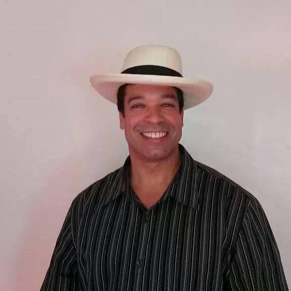 Lover of life, people, coffee, cigars, Saints, Lakers, Dodgers, Kings, Trojans and anything Louisiana & L.A.! Real estate and travel peak my interest.
