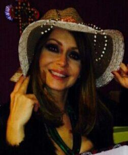 Gaby Minha Reina Popozuda!!
Ninel Minha Bombon asesino!! @gabyspanic X @NinelConde