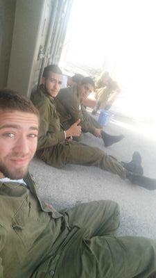 ‏‏אנשים קטנים עם בעיות גדולות