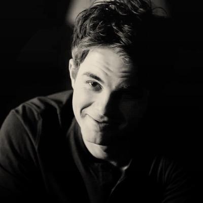 The brother who holds bat||@MalignantAngel Is my niece||@CharmingLilBrat Is my son, don't touch them or you'll be dead.|| [RP|MC]