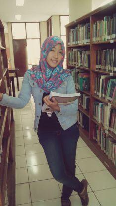 riska_mardiyana's profile picture. Belajar dari kesalahan, menatap kedepan .