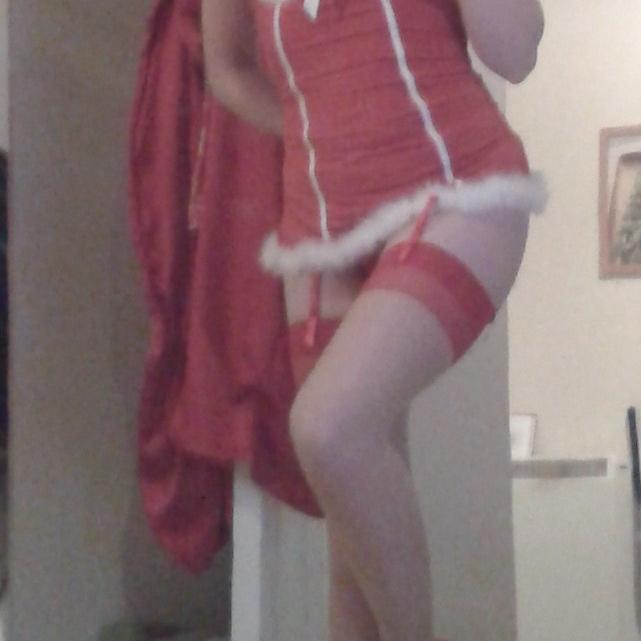 racquel_turner's profile picture. Im a kinky secretary and love nylon, love to wear tights and stockings to work. love to wear and pose in nylon at work, this is my naughty secret selling my nyl