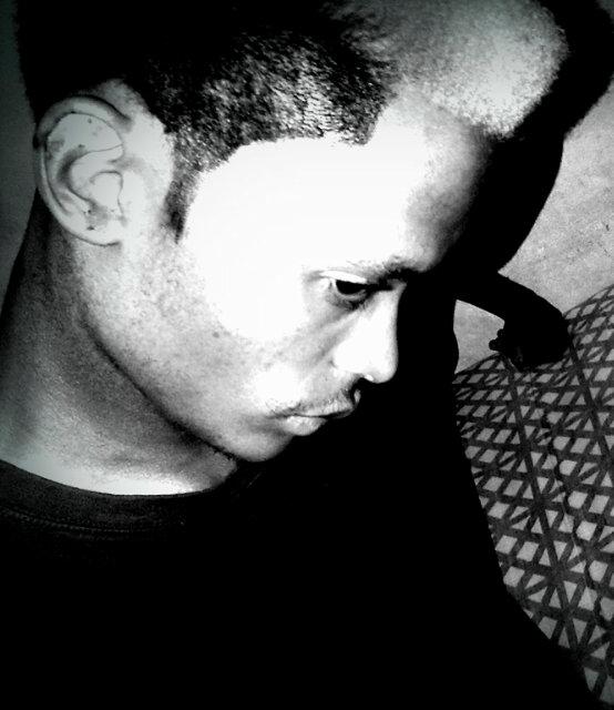 Choreographer @TrueOptionSA.•|•popper & Robotic,*DUBSTEP* Dancer•|•@cyTheeDroidz« Twin •|• impertustheetwin@gmail.com