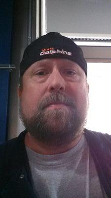 i work at the kansas city assembly plant where we build the f-150 an the escape, married with 4 kids an im originally from the jersey shore, enough said!