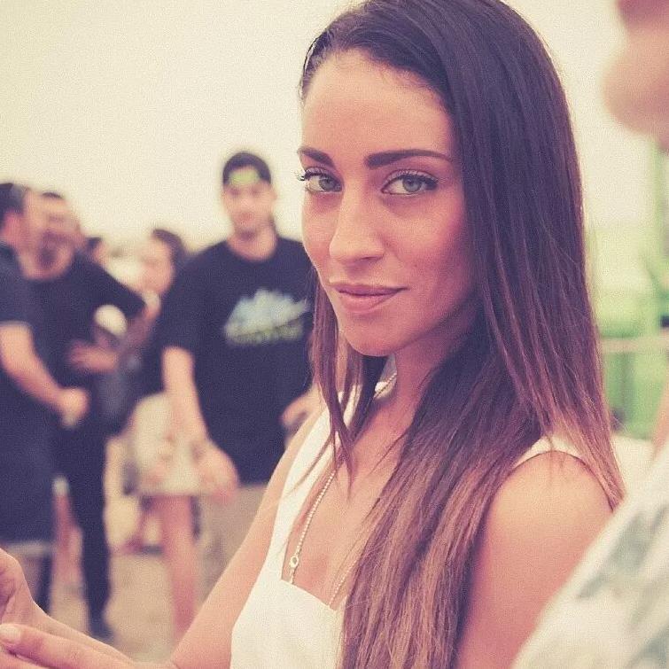 giulialo1's profile picture. 