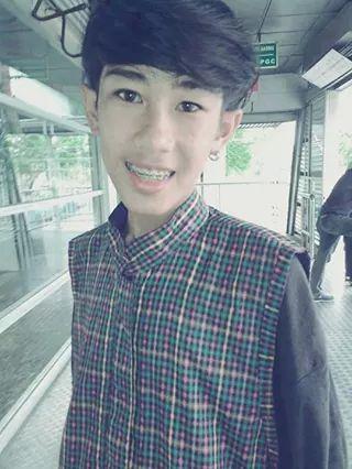 If you love me, don't let me down, don't make me sad, don't leave me, PLEASE Just Stay With Me :) ({}) ♥| Just Mentions ~