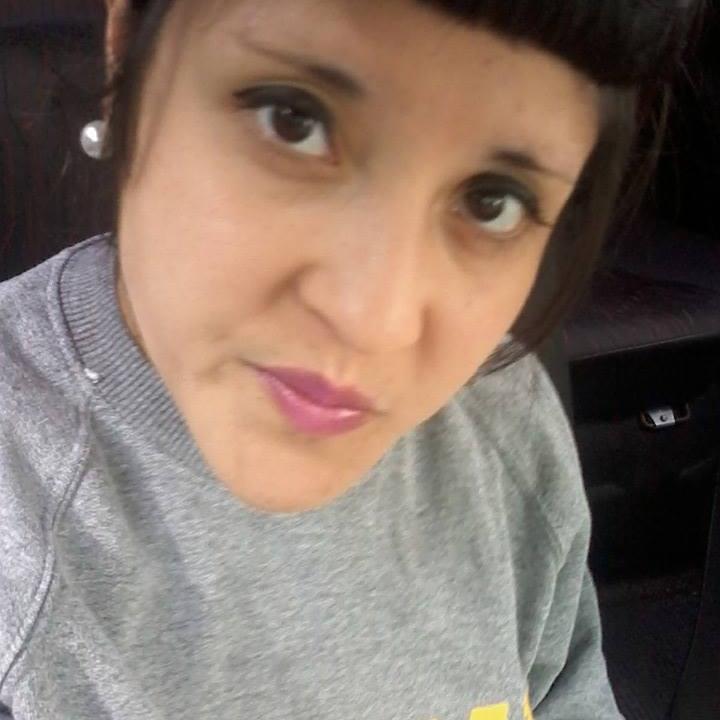Estilista profesional y futura nutricionista , soy orgullosa , perseverante y luchadora!