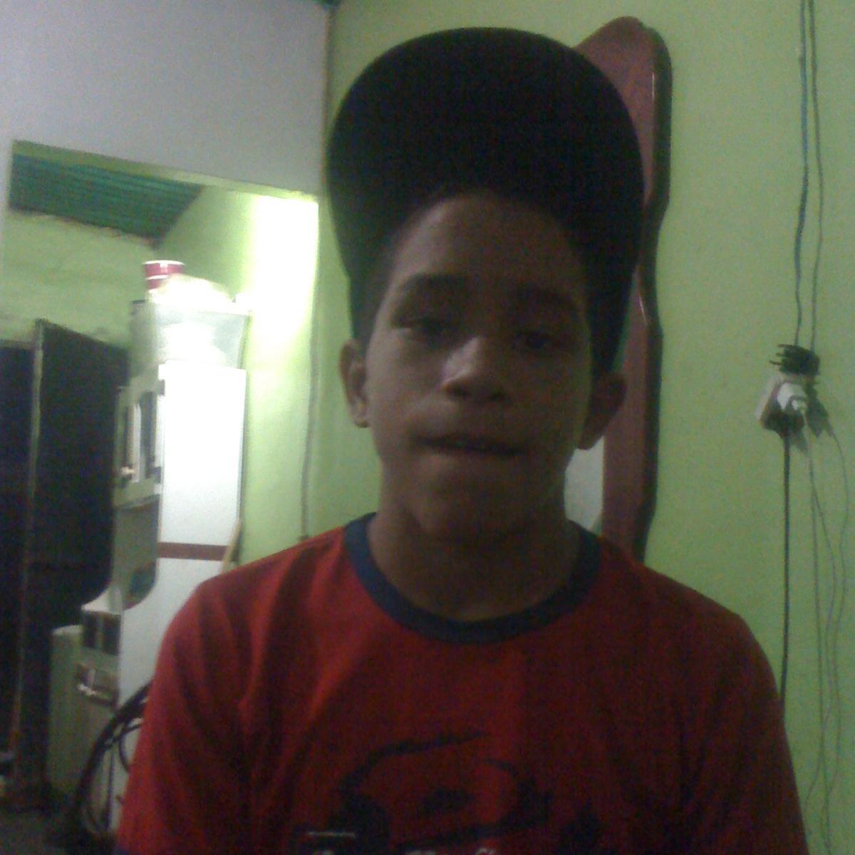 14 veranos  #estudio #jodedera #100%venezolano #futbol
Contactos:#ReimonParada@yahoo.com
