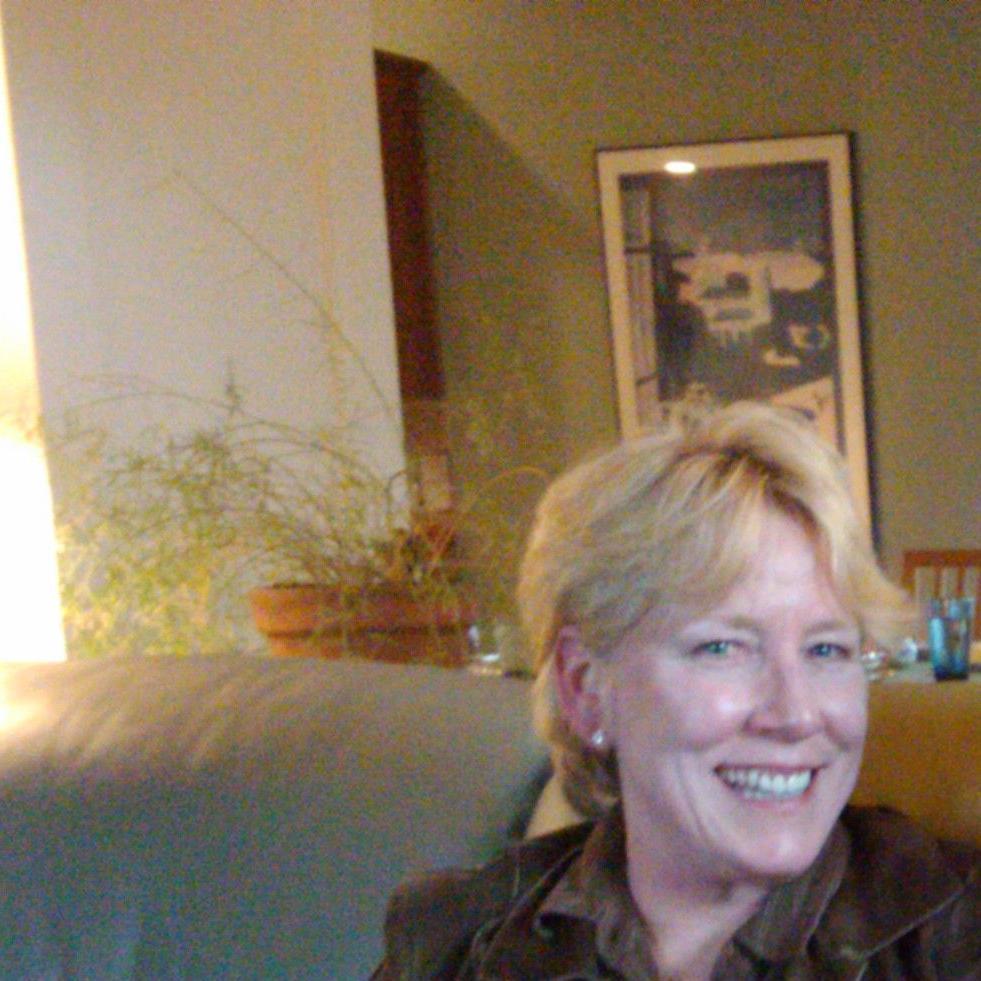 Dyanne Thorne Dyanne Thorne