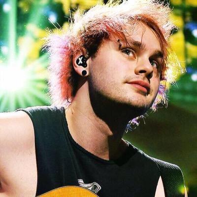 ☻ dont do drugs do michael clifford ☹