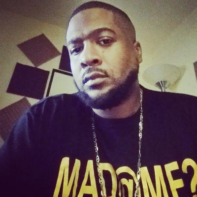 MUSIC PRODUCER, DIRECTOR, ARTIST, WRITER. MEMBER OF THE HIP HOP GROUP CONTRA3.