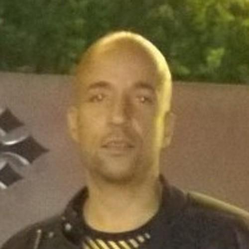 Music producer of sound that reps real life and sparks emotion. #hiphop #music #djkingborn #kingborn