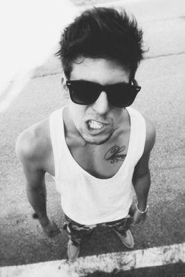 xMe_Myself_Ix's profile picture. follow my new account @_qwerty_asf