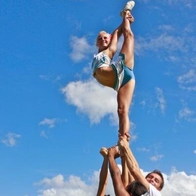 Fan Page for all things cheer. Bows, stunts, fails, and teams. @ me or Dm to posts