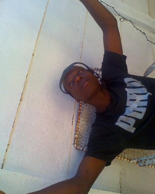 I am custon and I am 19 years old I am single one &i love church
