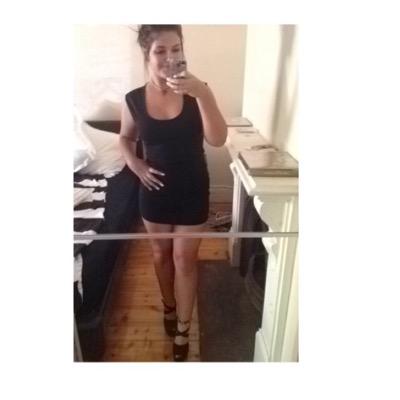 3mily_ros3's profile picture. • Gonna make you fall inlove ♡•