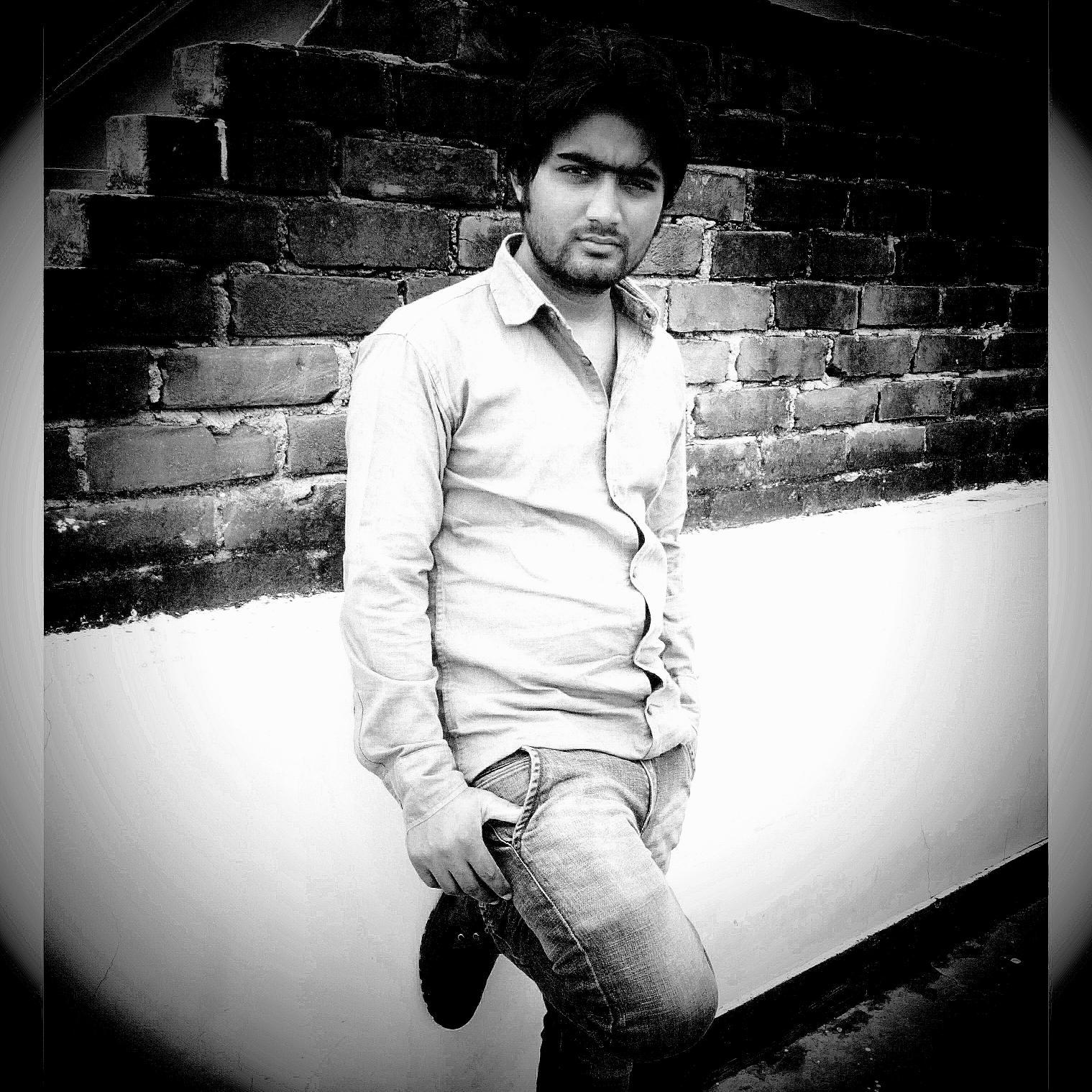 deepakwbcom's profile picture. 