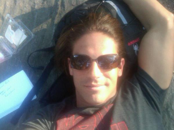 Ingeniería Civil . Atleta. Nacido en la Isla ☀PR