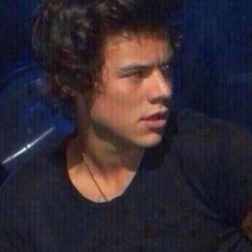 This is a free follow from @deeperharold and @haroldsbulge_ , so follow them back or I'll unf. thanks x.