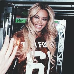 Justin. Yoncé. Lana.