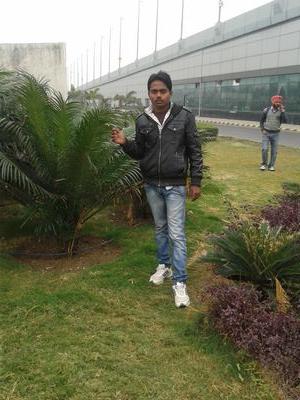 SharukhSk77's profile picture. hallo mai nym shahrukg