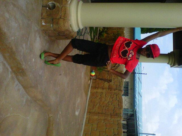 Follow me I follow back.....enjoying life