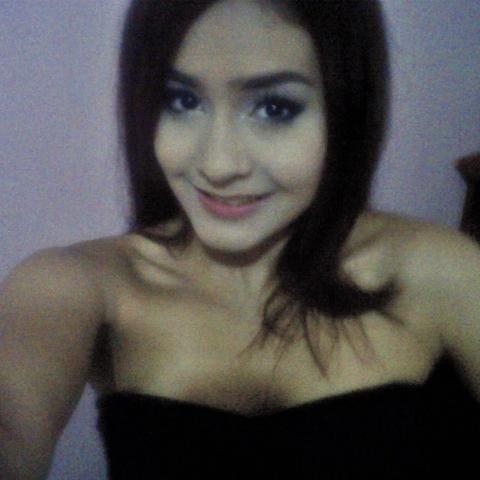 ”Eres preciosa a mis ojos, eres estimada y yo te amo… No temas, que yo estoy contigo” Isaías 43:4♥