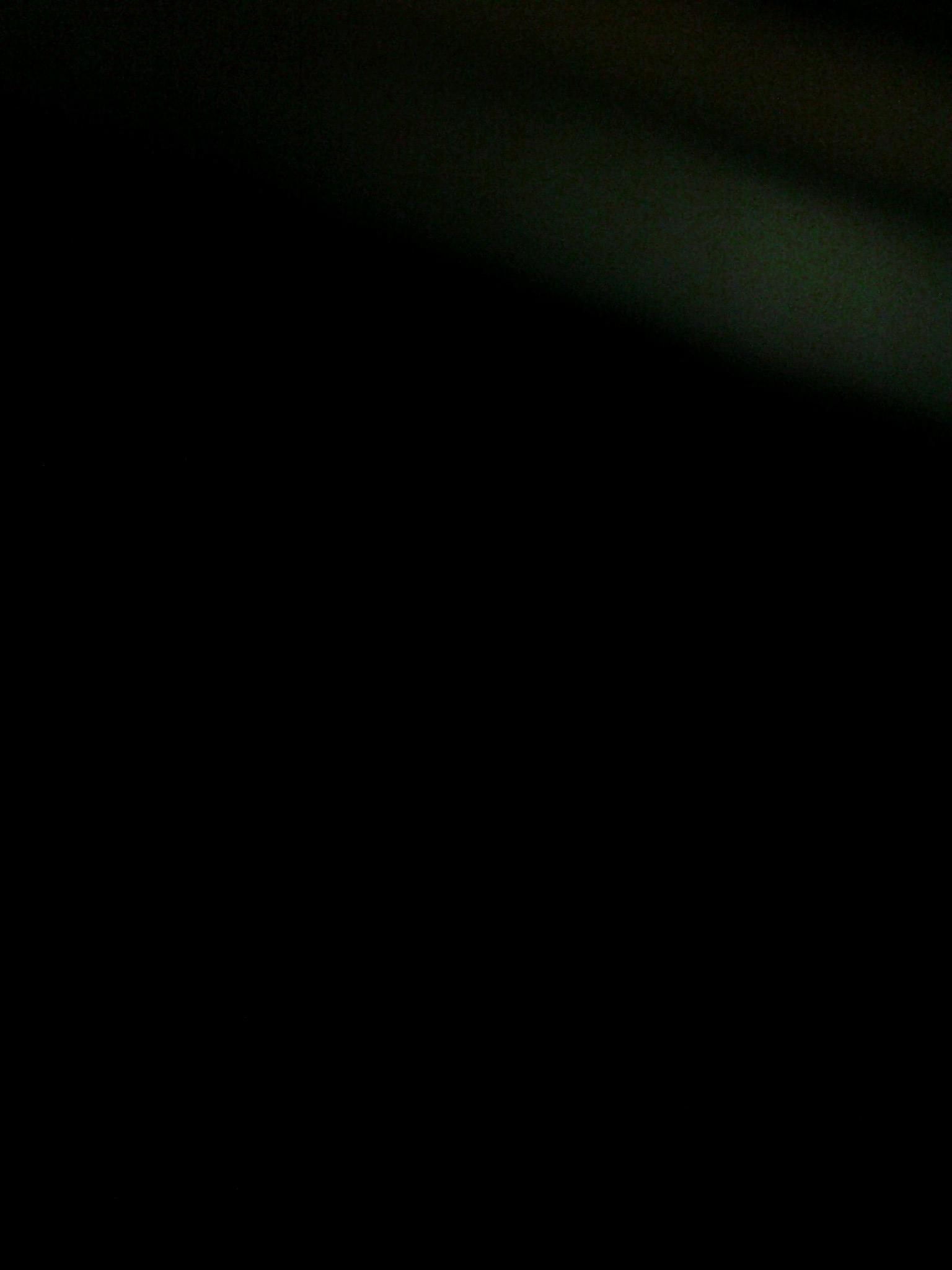 مآني مخلوقه ﻵعجب شوية بشر ؛ همي رضى آلخآلق وآلبآقي سﻵمآت.