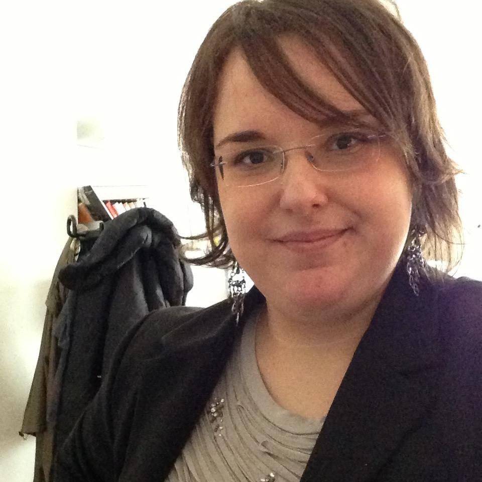 juls_thedreamer's profile picture. Digital editor, SMM (@FeltrinelliZoom), part-time fiction scout & editor, eBook maker, I believe a leaf of grass is no less than the journey-work of the stars