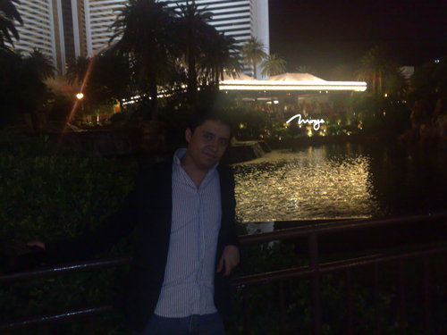 edlosa's profile picture. Publicista, diseñador, director de casting y músico, actualmente trabajo en CardMX. I'm a Rockstar!