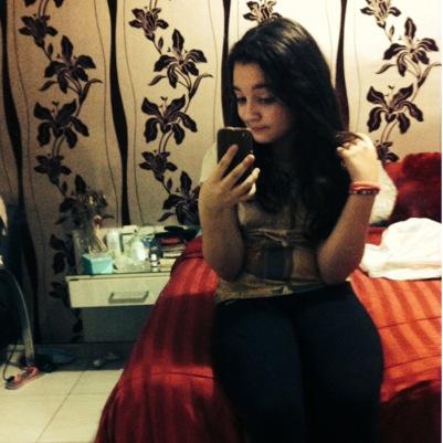 Hello girls and boys! hm Giovanna and I am belieber  ... im 12 years old 
I LOVE U BIEBER