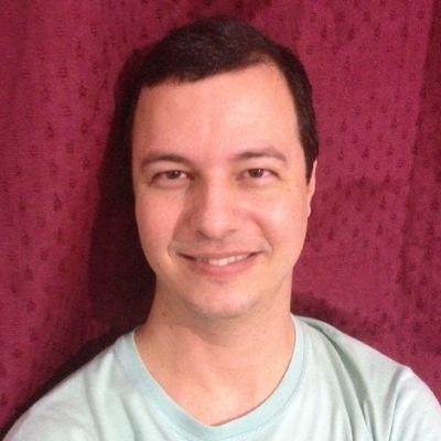 Engenheiro e professor.