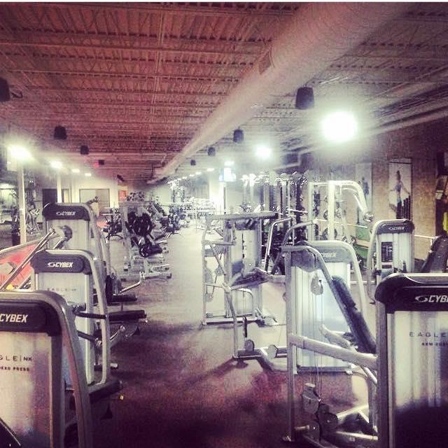 SouthsidePF's profile picture. Finest fitness facility in Hickory, NC in the newly renovated Moretz Mills! Come check us out for an excellent workout experience! https://t.co/p8sCeZS52B
