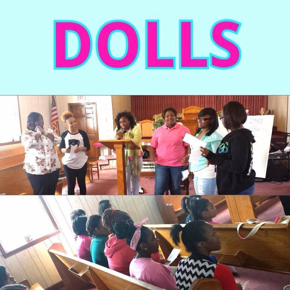 DollsForChrist's profile picture. 