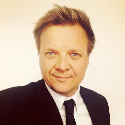 simon_stories's profile picture. Journalist, lärare och lite till. Startade Unga Berättar inom Sthlm stad för ett gäng år sen. Tror på den personliga berättelsens kraft i utvecklingsprocesser.