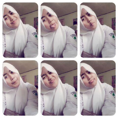 Pink :3