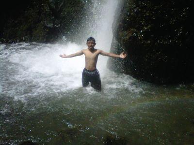 facebook : setiawanrendi95@yahoo.com
twiiter : @rendyse48410457